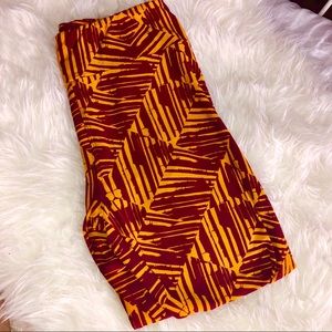 Lularoe Tribal Print Leggings TC Burgundy Gold